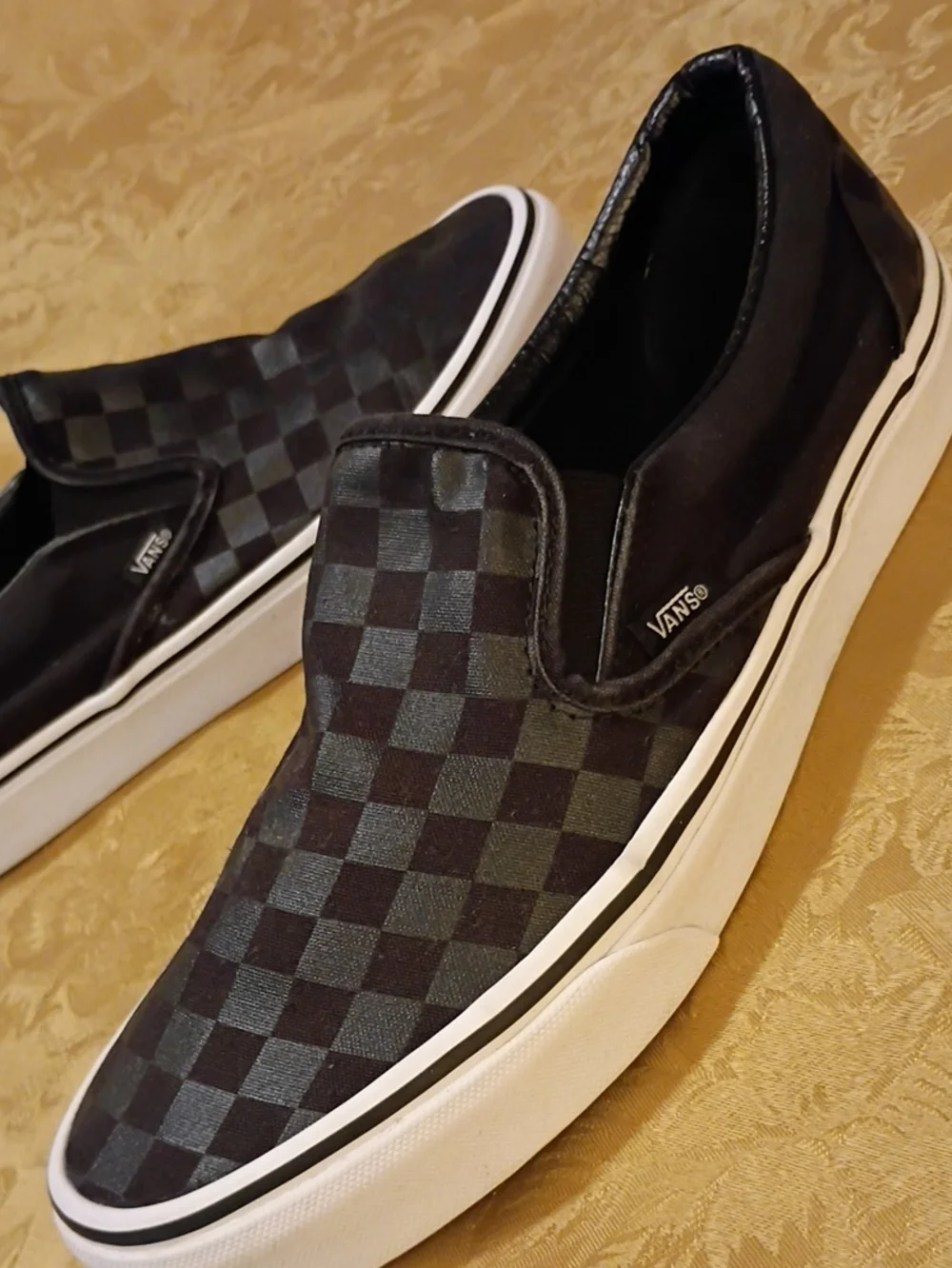 Vans Black & Black Checkerboard Slip-On Sneakers Men's 10.0 Women's 11.5